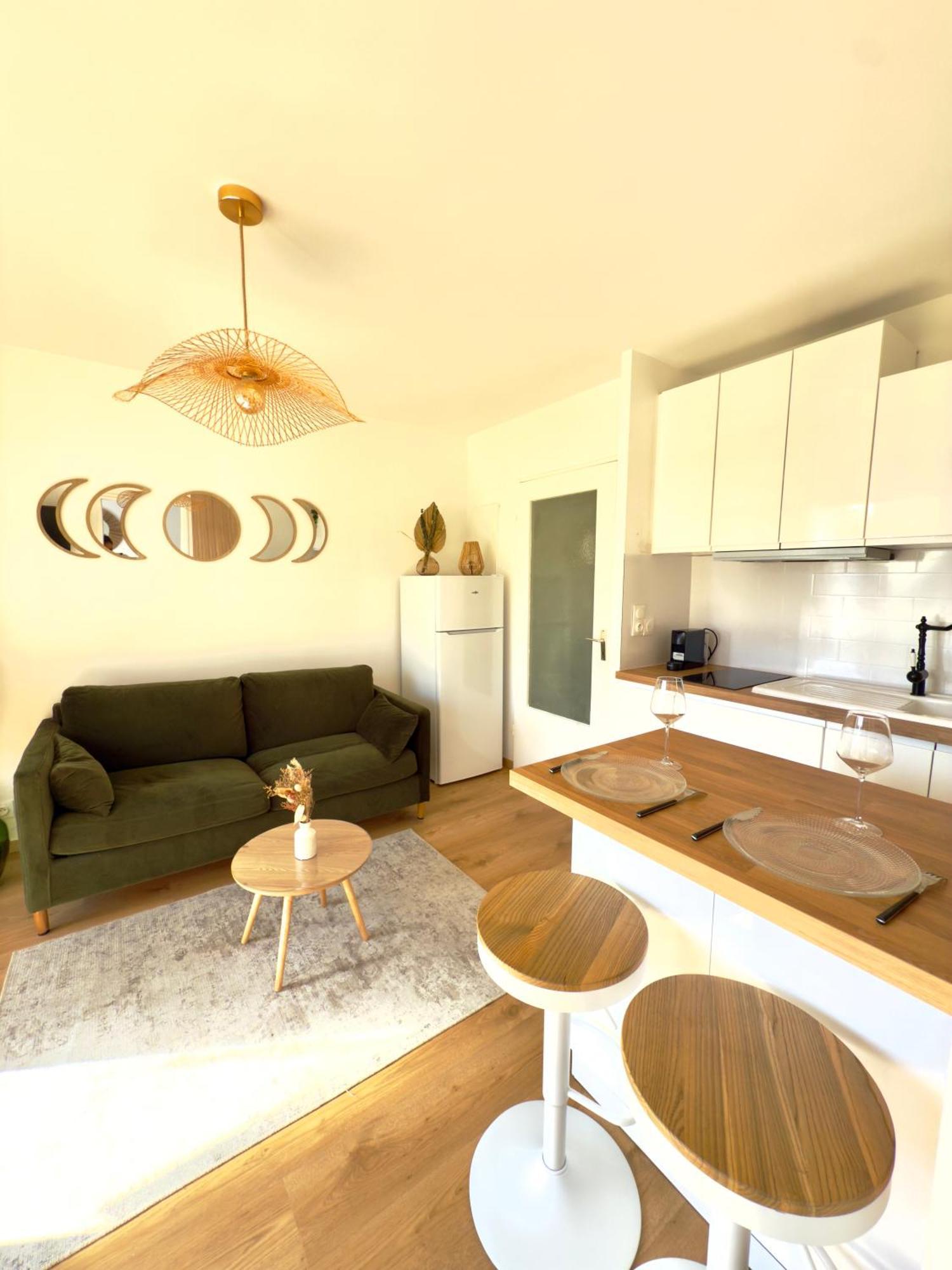 Appartement Cosy 1 Chambre Pour 2 Pers - Renove - Terrasse - Parking Dinard Exterior photo