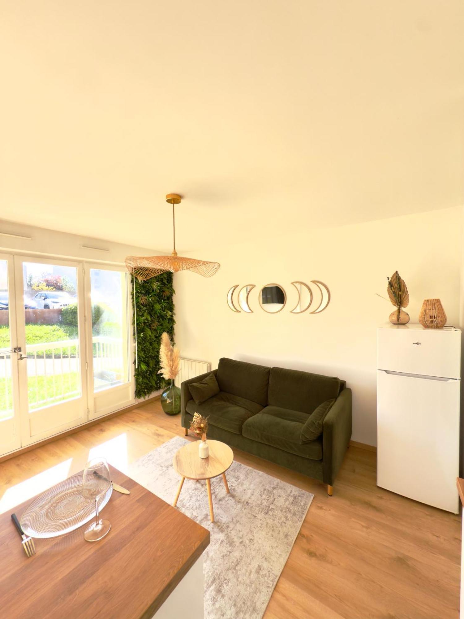 Appartement Cosy 1 Chambre Pour 2 Pers - Renove - Terrasse - Parking Dinard Exterior photo